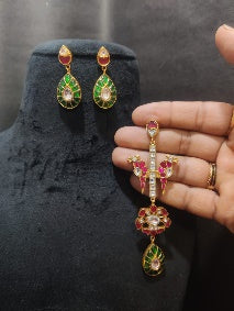 Emerald Chandbali Drops