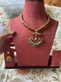 Emerald Royale Choker